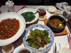 -千百味红餐厅·江西菜(绿地双子塔店)