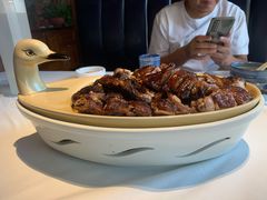 -八府香鸭·啫啫煲(华山路店)