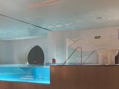 -涨巢·潮玩水疗局