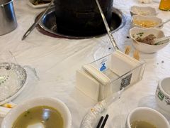 -鲁朗纳麦石锅鸡庄园