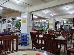 大堂-乌记牛肉火锅