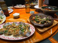 -粤·向群饭店(麓景路店)