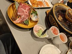 -山焱·炭火自助烤肉(周浦万达店)