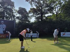 -麓湖高尔夫球俱乐部