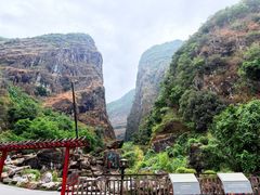 -大理苍山石门关旅游度假区