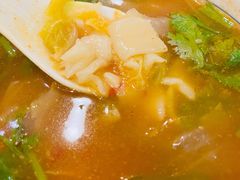 羊娃子揪汤面片-清真·玛丽亚新疆菜主题餐厅(浙江中路店)