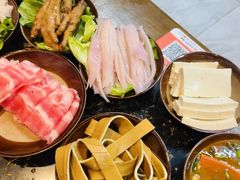 -乖嬢嬢重庆老火锅(南联店)