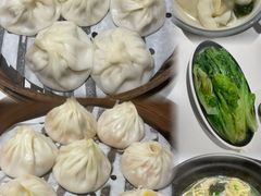 -馋三尺蟹粉小笼(人民广场店)