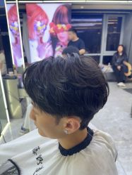 -藤野造型烫发染发