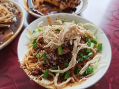 鸡丝凉面-老丘丘(较场口店)