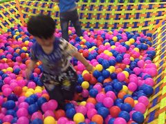 -蒙特利亲子乐园