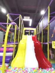 -蹦贝运动中心·蹦床·攀岩·闯关(龙岗店)