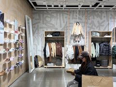 -洋洋广场(南街店)