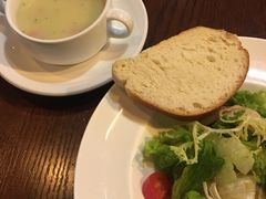当日店内指定色拉-斯比特花园西餐厅(东方商厦店)