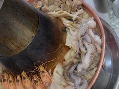 -一口猪海鲜浑锅·东北家常菜