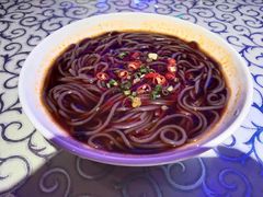 -巴特餐饮6加1音乐餐吧·新疆菜