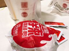 -麦当劳(虹梅路地铁站店)