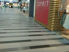 -TIMES CITY OUTLETS 时代·城市·奥特莱斯(上海国际时尚中心店)