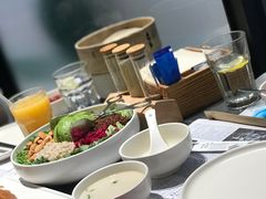 牛油果沙拉-小大董·烤鸭(观景餐厅·南京西路店)