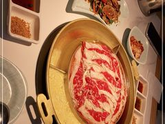 -猪啊牛呀羊啊铜盘烤肉(正大广场店)