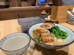 -狮头牌卤味研究所·卤味饭(花城汇南区店)