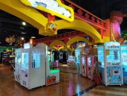 -莫莉幻想儿童乐园(武汉经开永旺店)