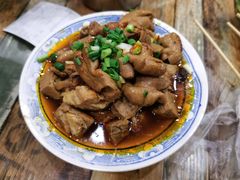 -胥佳烧鸡公牛肉面馆