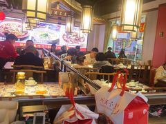 -川流不息·地道川菜·小龙虾(新松江路店)