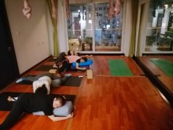 -Yvon yoga 瑜伽·精准体态管理中心