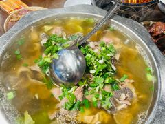 -谢老五跷脚牛肉·非遗传承店