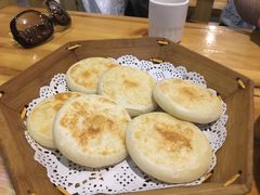 -老阿妈蒙古村·蒙古包·草原文化·歌舞表演(老君堂店)