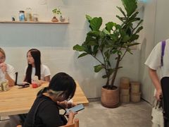 -喜茶(上海打浦桥日月光gelato lab+店)