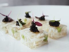 鱼子酱香槟蟹冻-柒厢食事雅谈