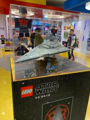 -乐高品牌旗舰店(人民广场店)