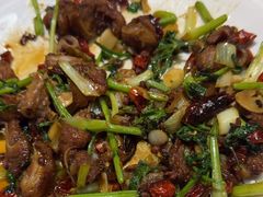 -超越海鲜屋(飞龙物业店)
