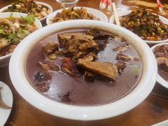 -胡成记口蘑龙眼包子(盐道街店)