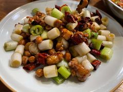 宫爆鸡丁-盐与味葱葱鲫鱼•自贡菜江湖菜(春熙店)