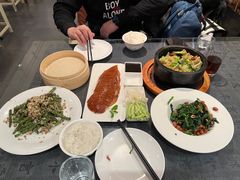 -京尊烤鸭店JINGZUN(春秀路店)