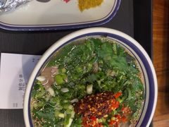 -云阿蛮云南生烫牛肉米线(奉贤路店)