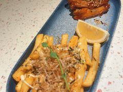 琥珀酱烤鸡翅拼和风海苔薯条-BE BRIGHT KITCHEN(正佳广场店)