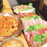 深圳最火爆的人气烧烤店 大口喝酒大口吃肉
