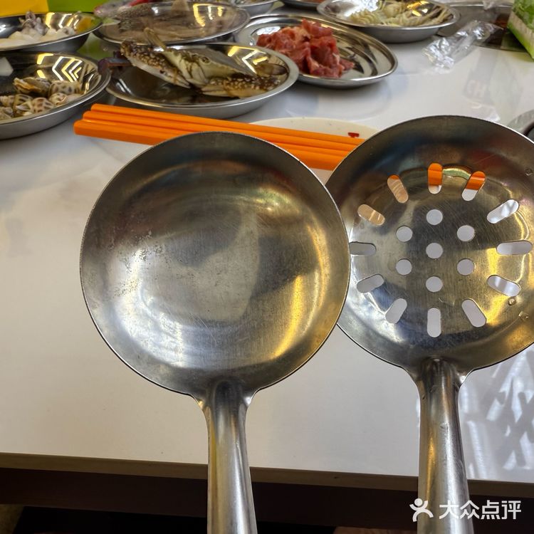 锅底很哇塞！王和李海鲜🦞火锅