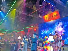-喜鹊音乐酒馆(西街店)