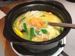 云南过桥米线-云海肴·汽锅鸡·云南菜(高德置地店)