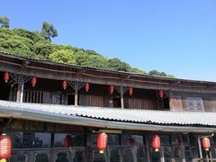 -鲤鱼塘农家山庄