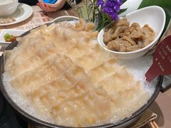加拿大象拔蚌-協成海鮮火鍋(老店)