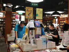 -西西弗书店(城西银泰城店)