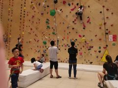 -ROCKPLUS攀岩馆(环宇城店)