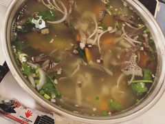 -马尔龙新疆饭店·清真(瑞景店)