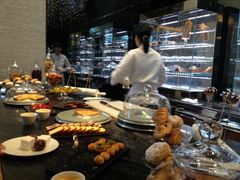 -AZUR聚(香格里拉饭店)